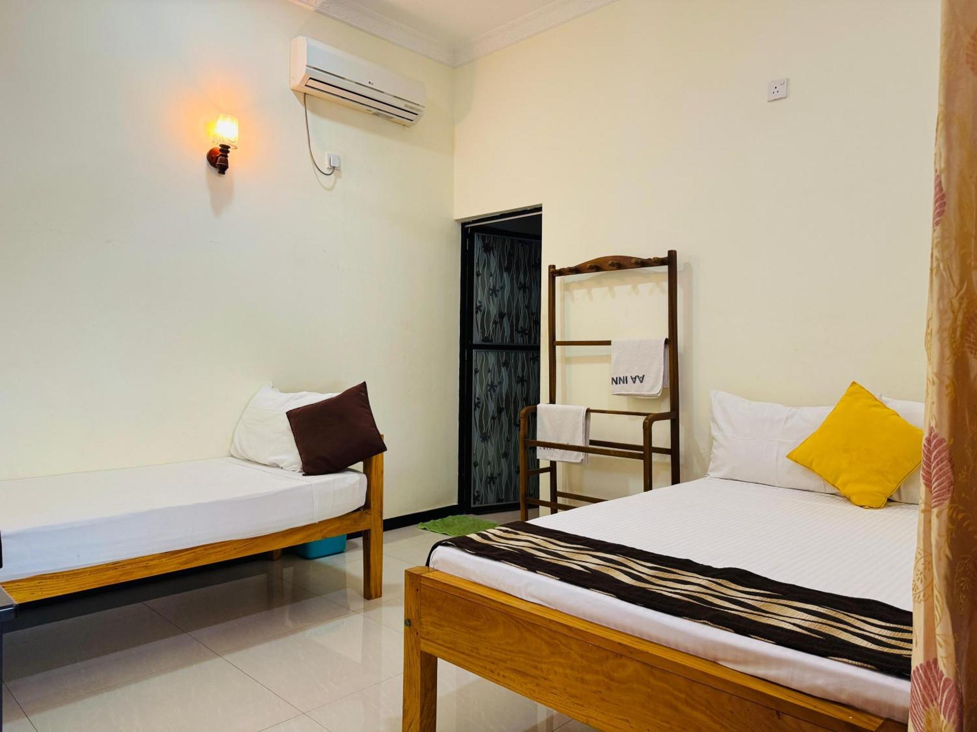 Aa Inn Trincomalee Quarto foto